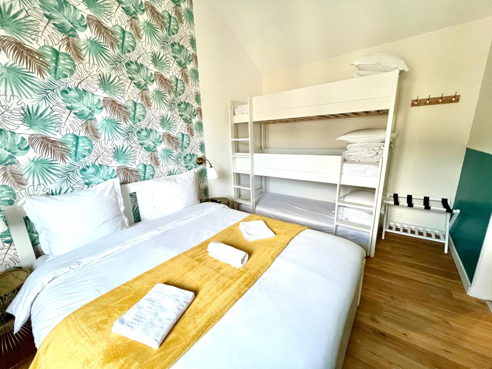 Guest House Close To Disney! Монтеврен Экстерьер фото