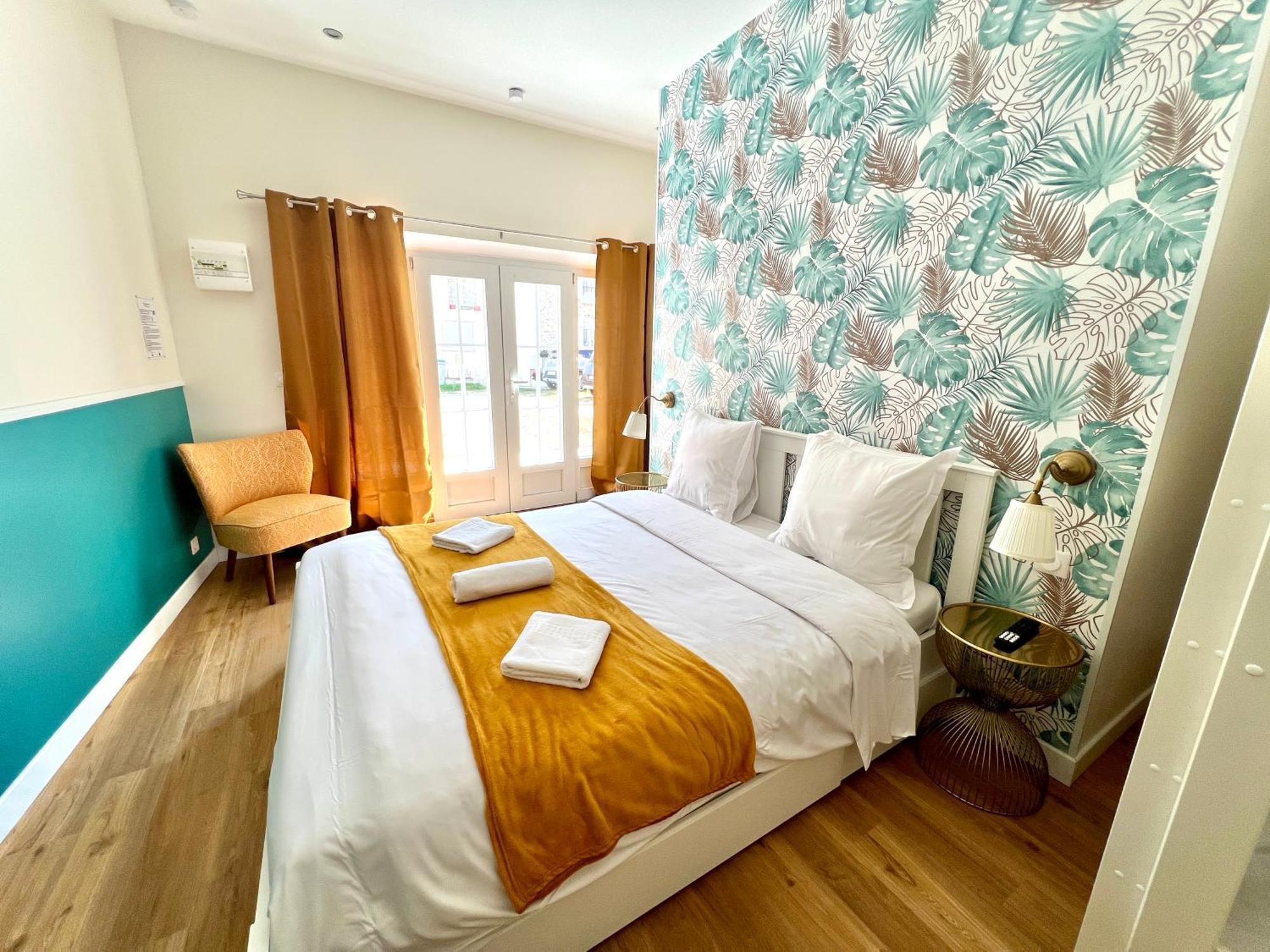 Guest House Close To Disney! Монтеврен Экстерьер фото